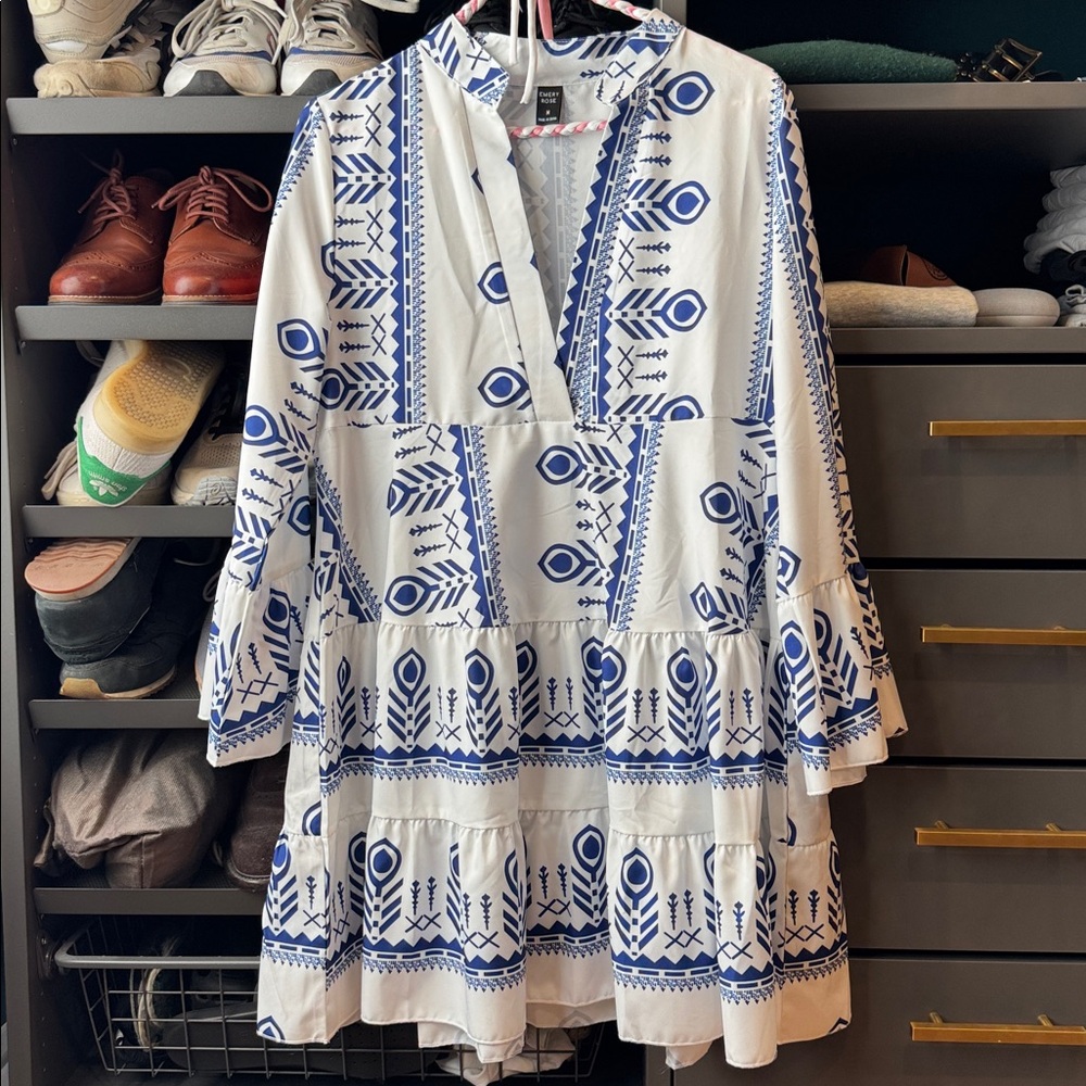 5/$25 🤍SHEIN Blue & White Dress